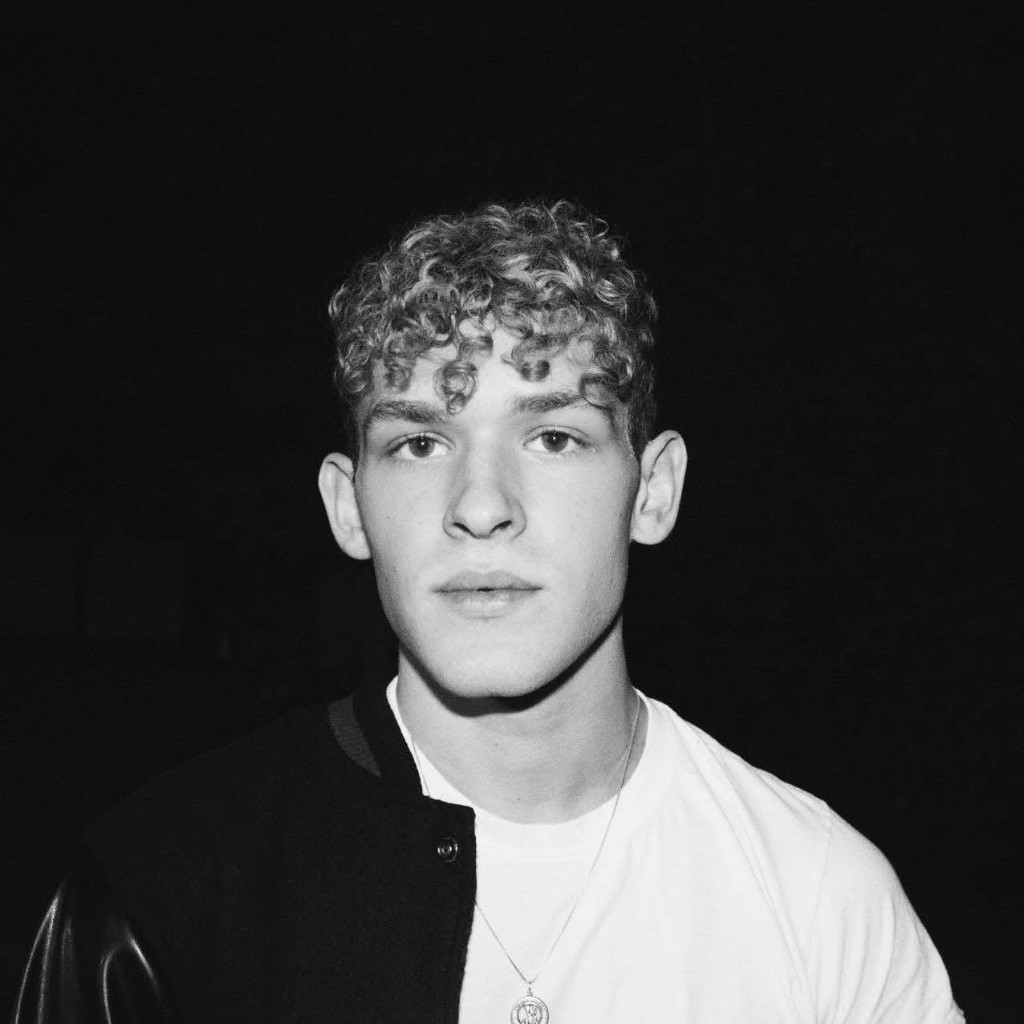 Zachary Maximus